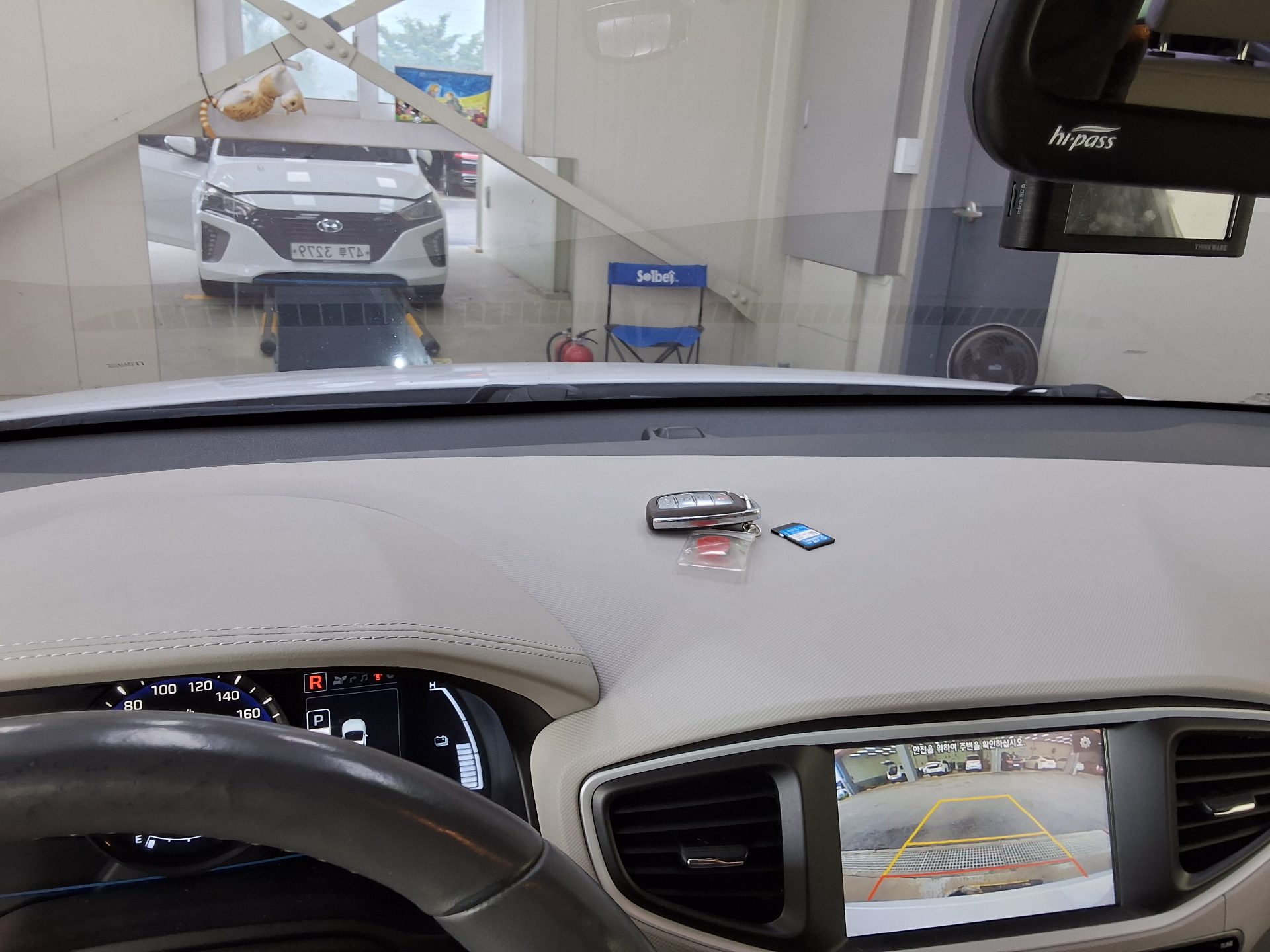 2018 - hyundai ioniq