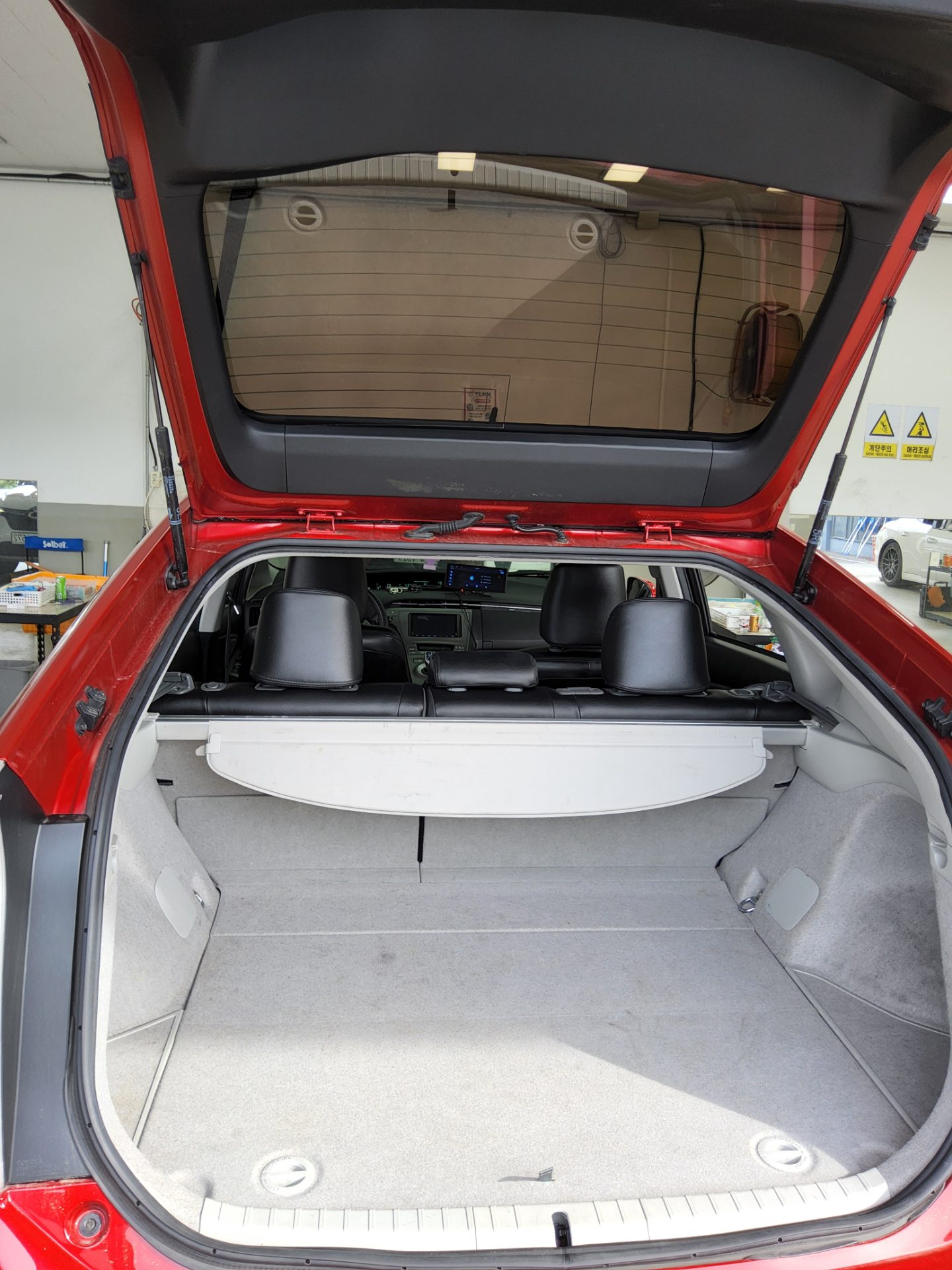 2014 - toyota prius