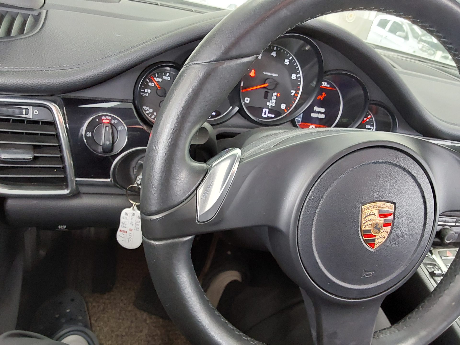 2012 - porsche panamera