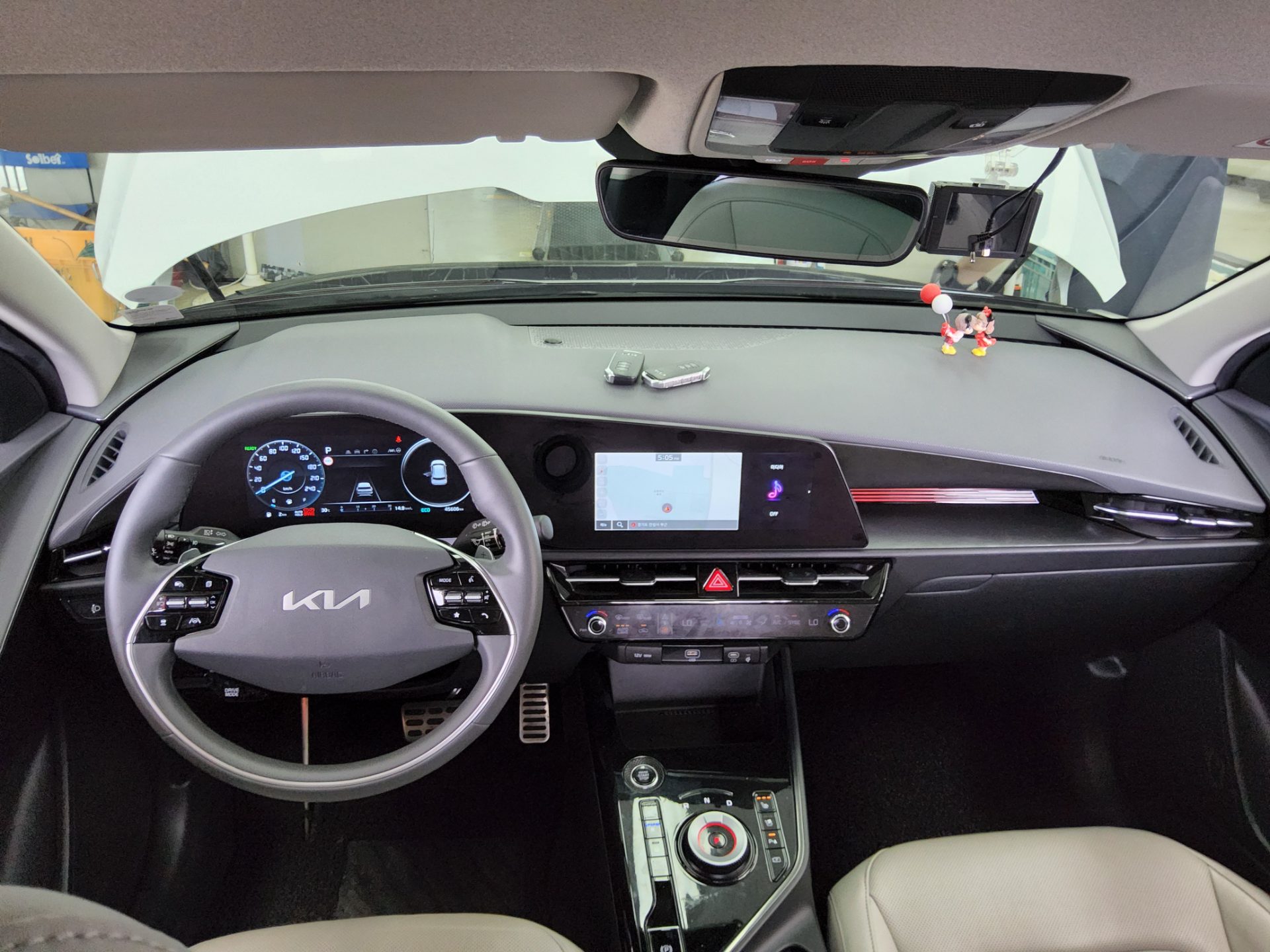 2022 - kia niro