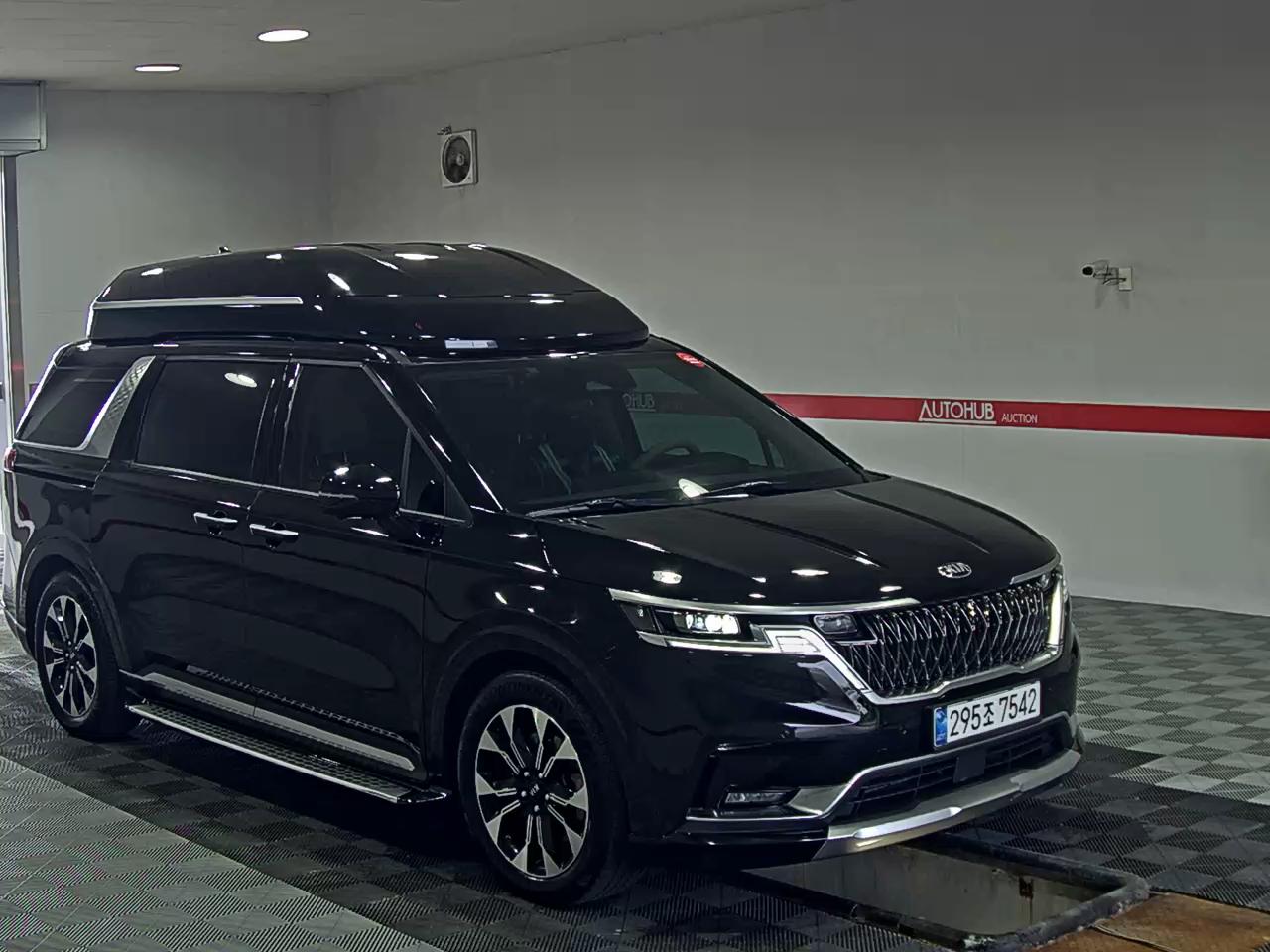 2021 - kia carnival