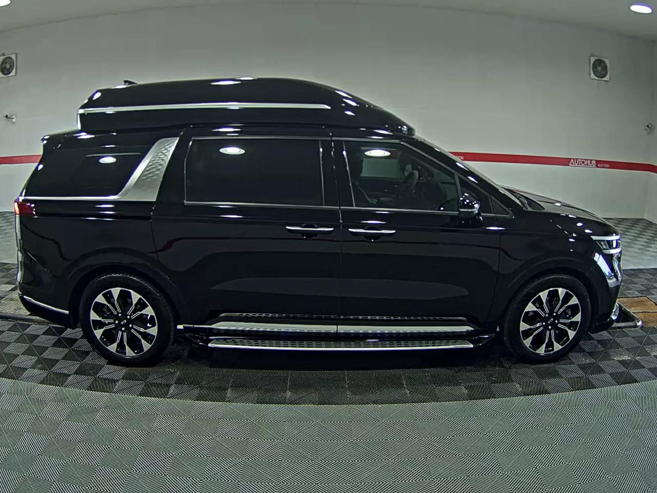 2021 - kia carnival