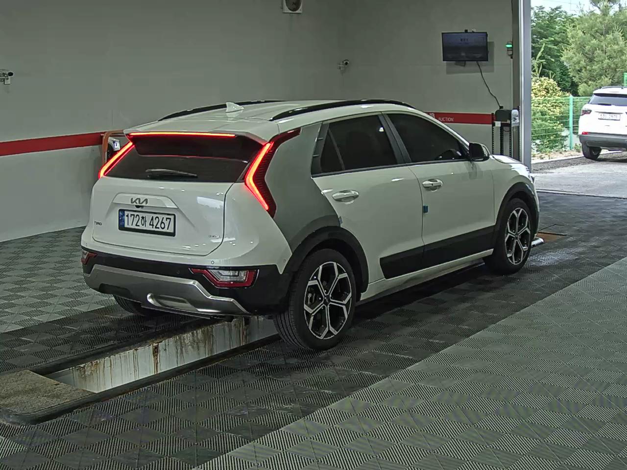 2022 - kia niro
