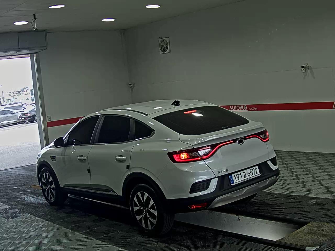 2023 - renault xm3