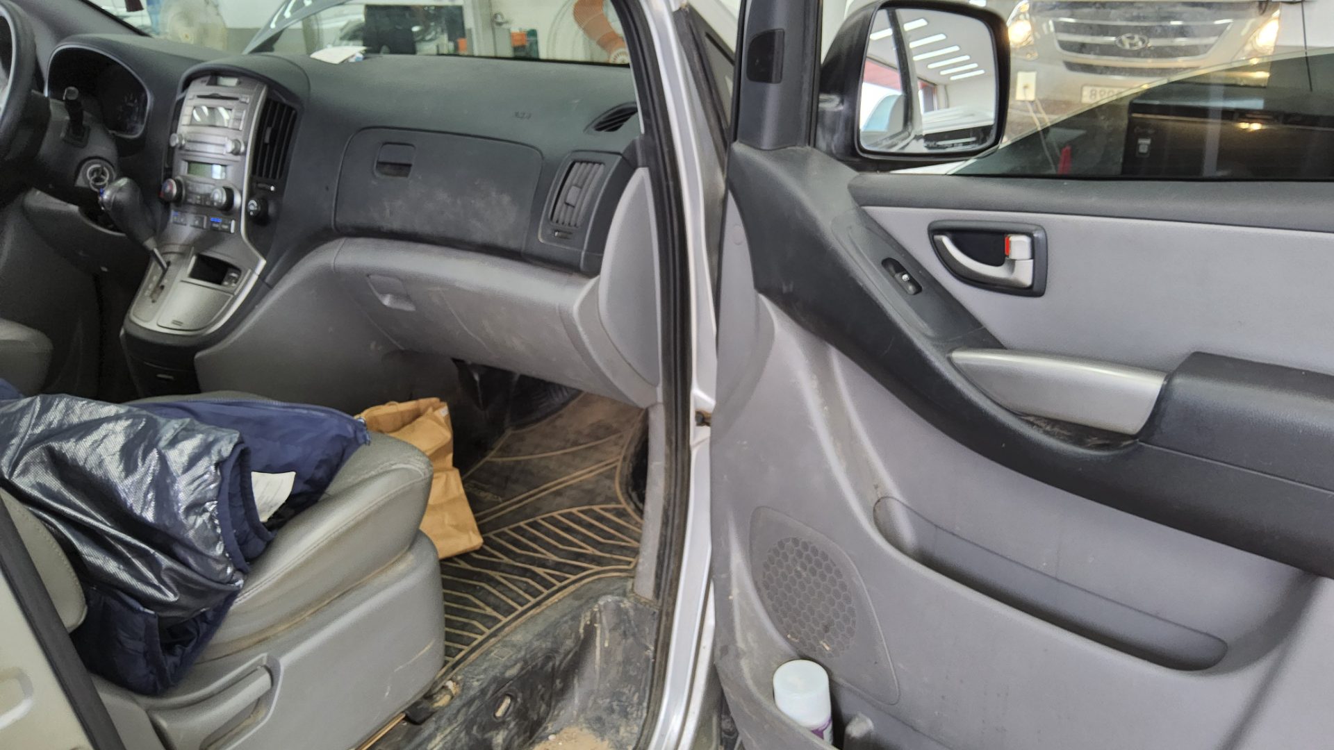 2016 - hyundai grand starex