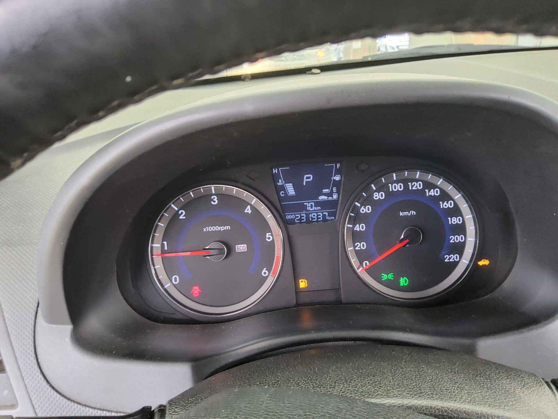 2015 - hyundai accent