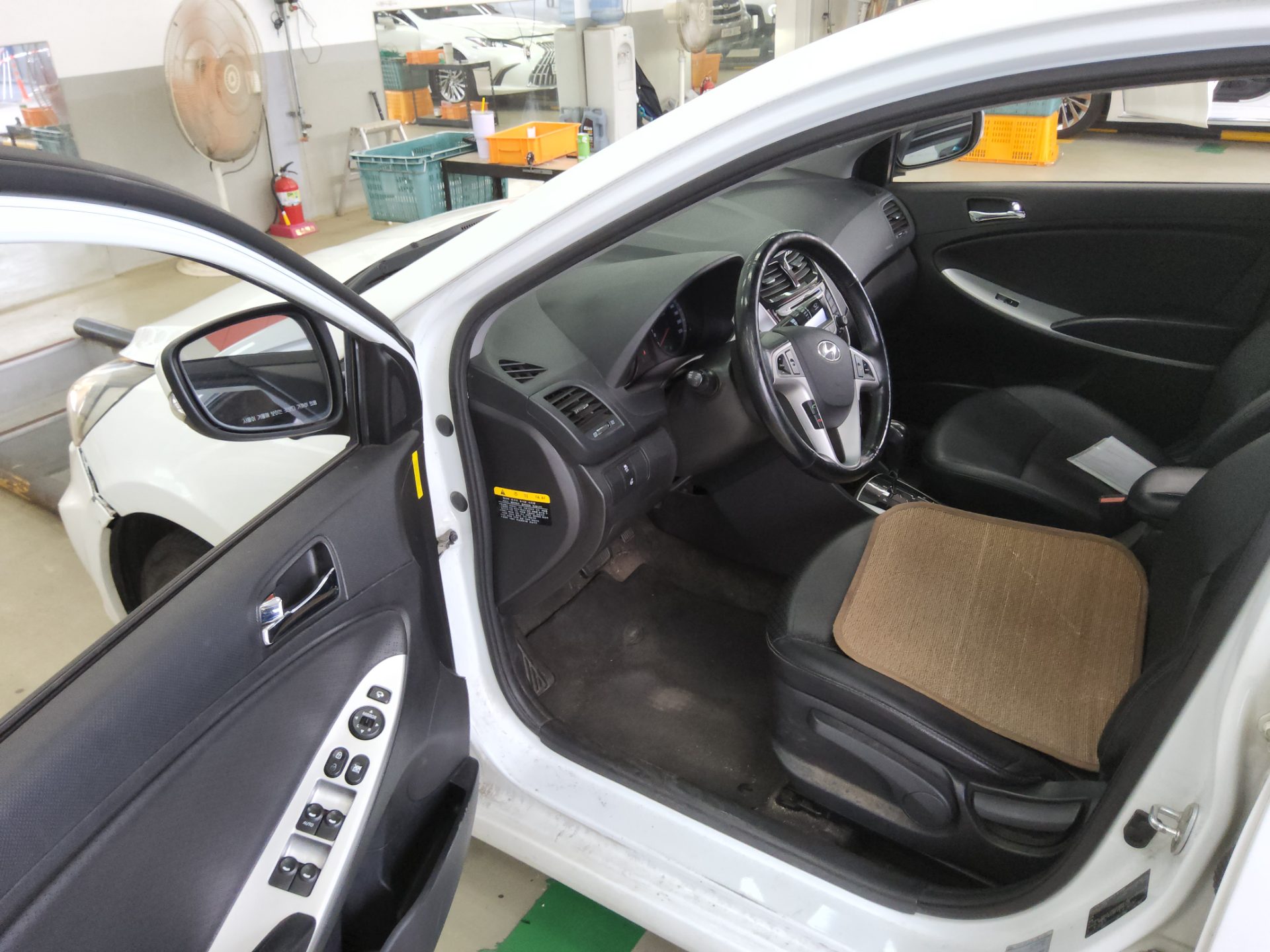 2015 - hyundai accent