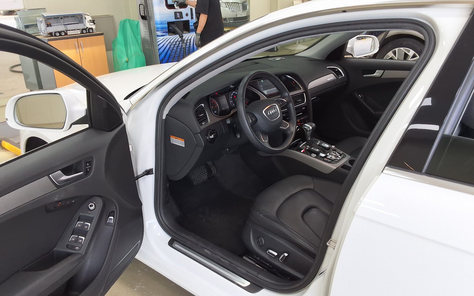 2014 - audi a4