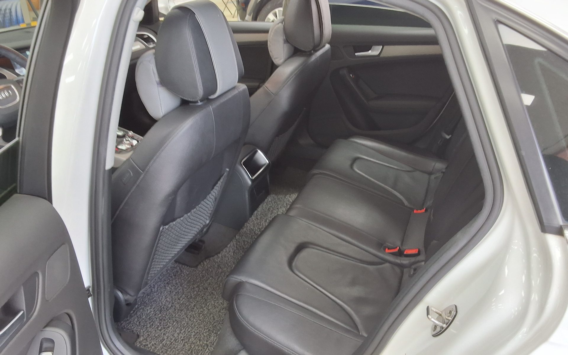 2014 - audi a4
