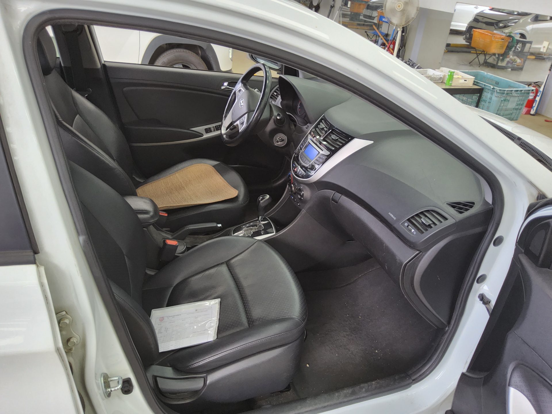 2015 - hyundai accent