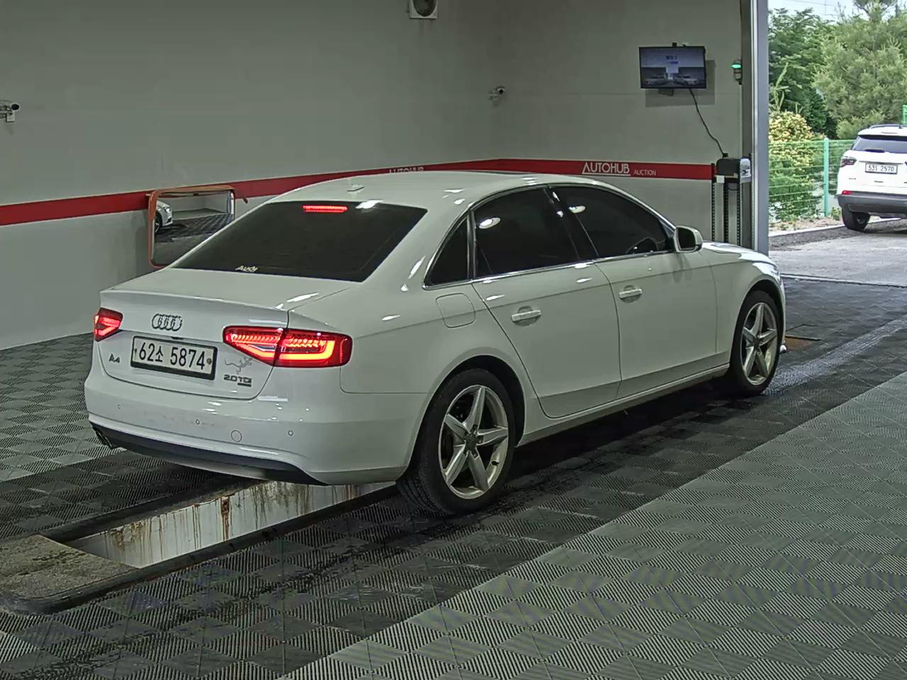 2014 - audi a4