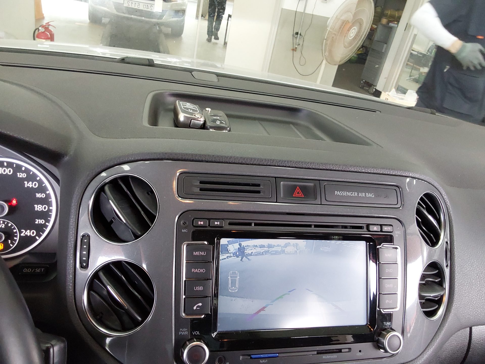 2013 - volkswagen tiguan