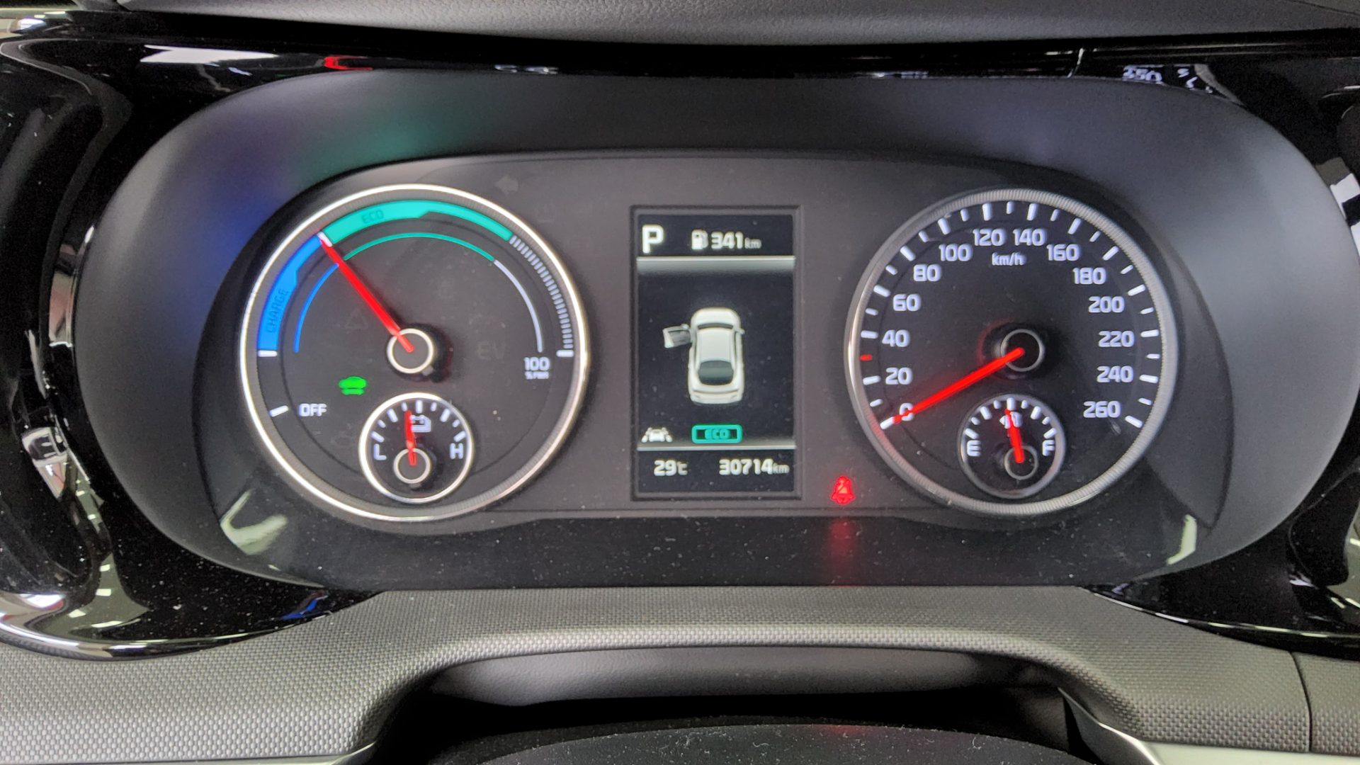 2022 - kia k5