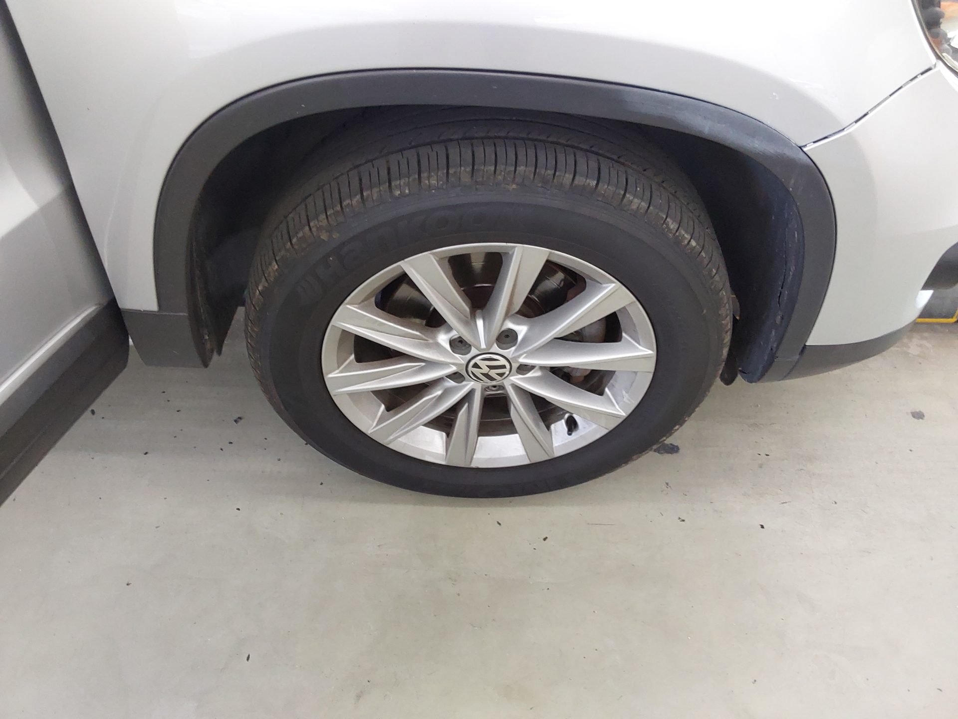 2013 - volkswagen tiguan