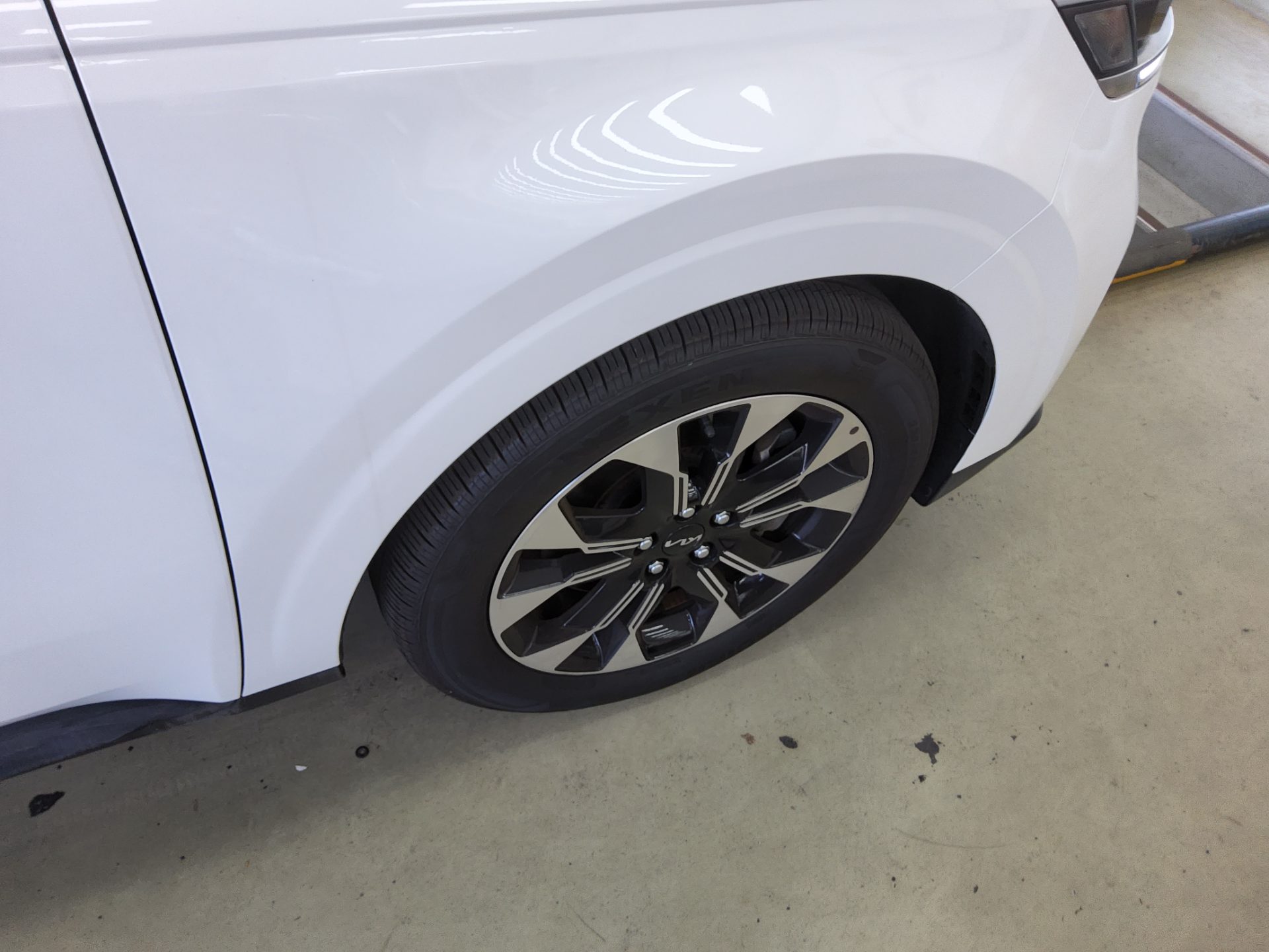 2023 - kia carnival