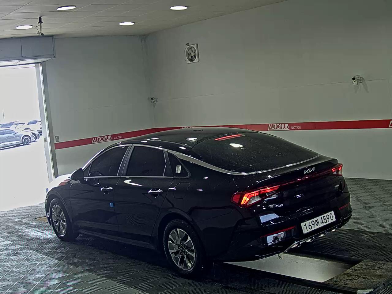 2022 - kia k5