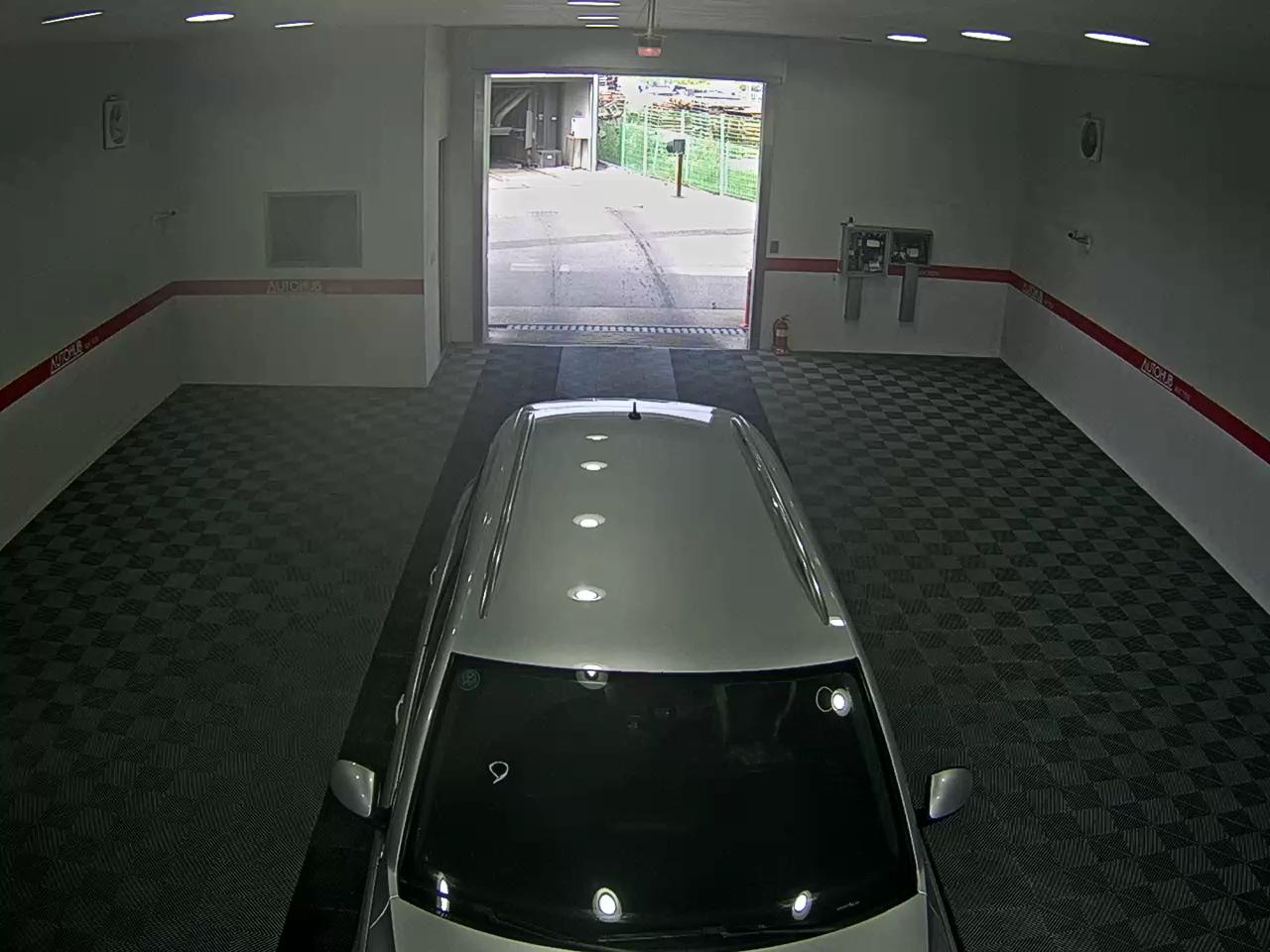 2013 - volkswagen tiguan