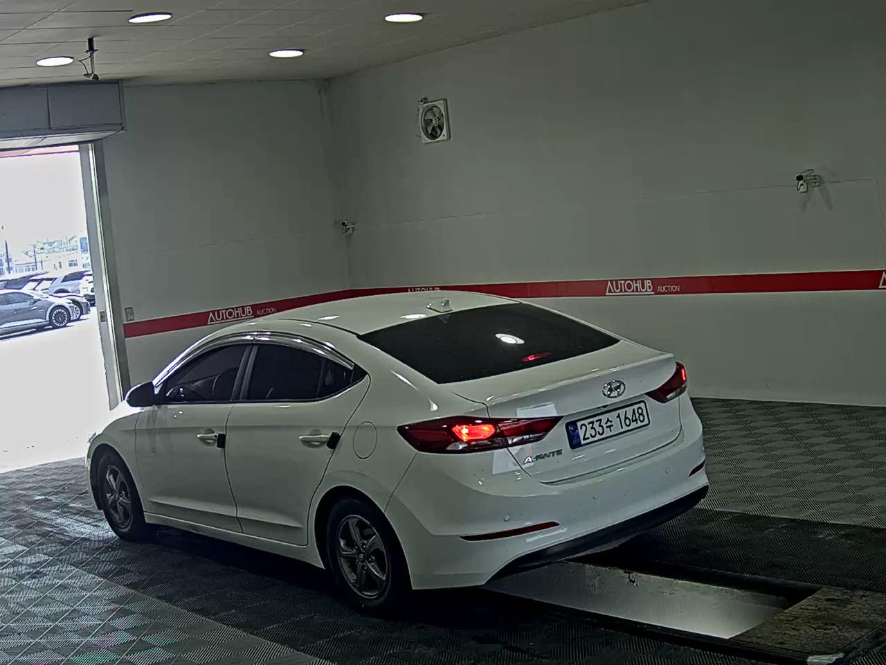 2018 - hyundai avante
