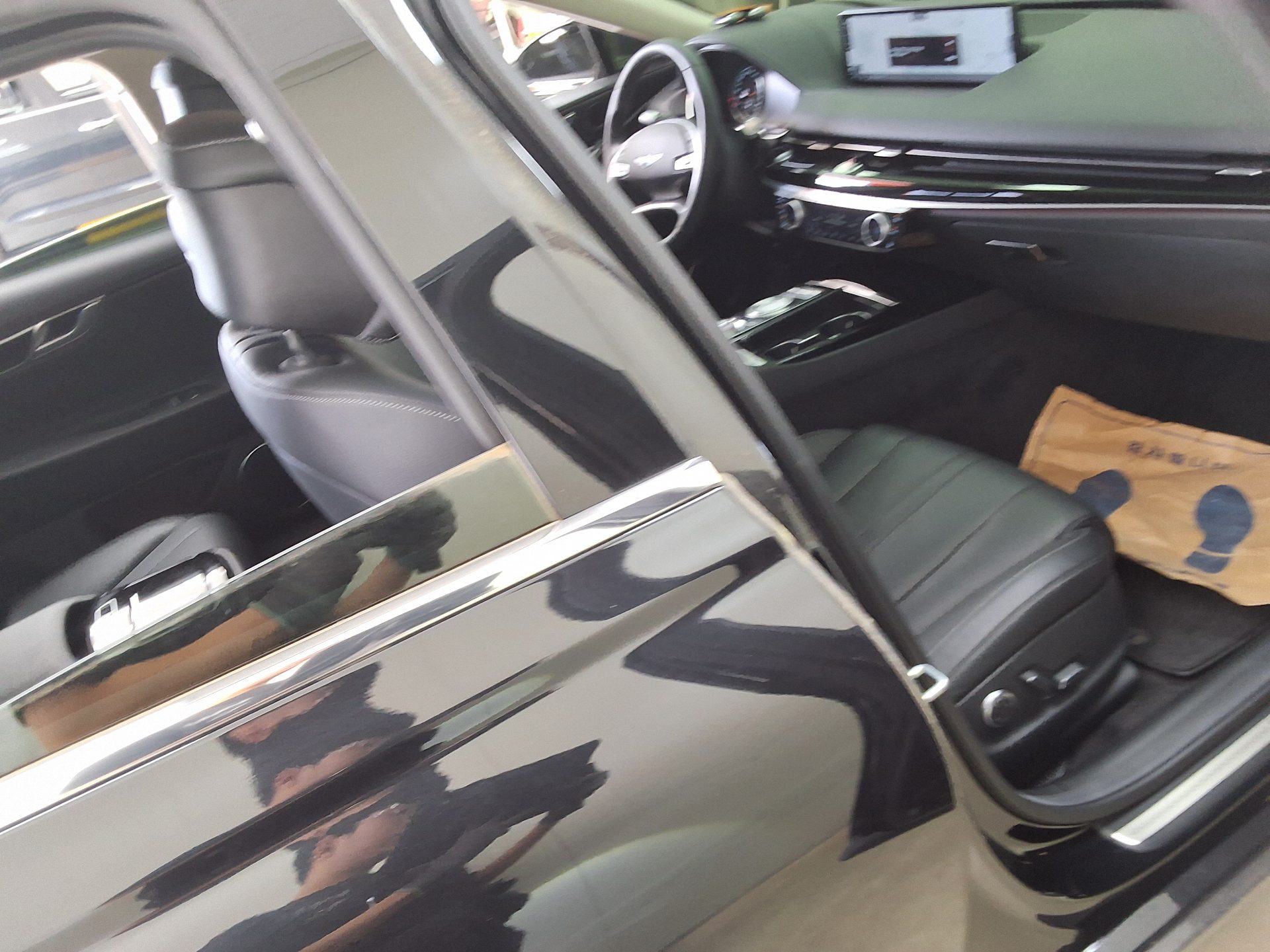 2021 - genesis g80