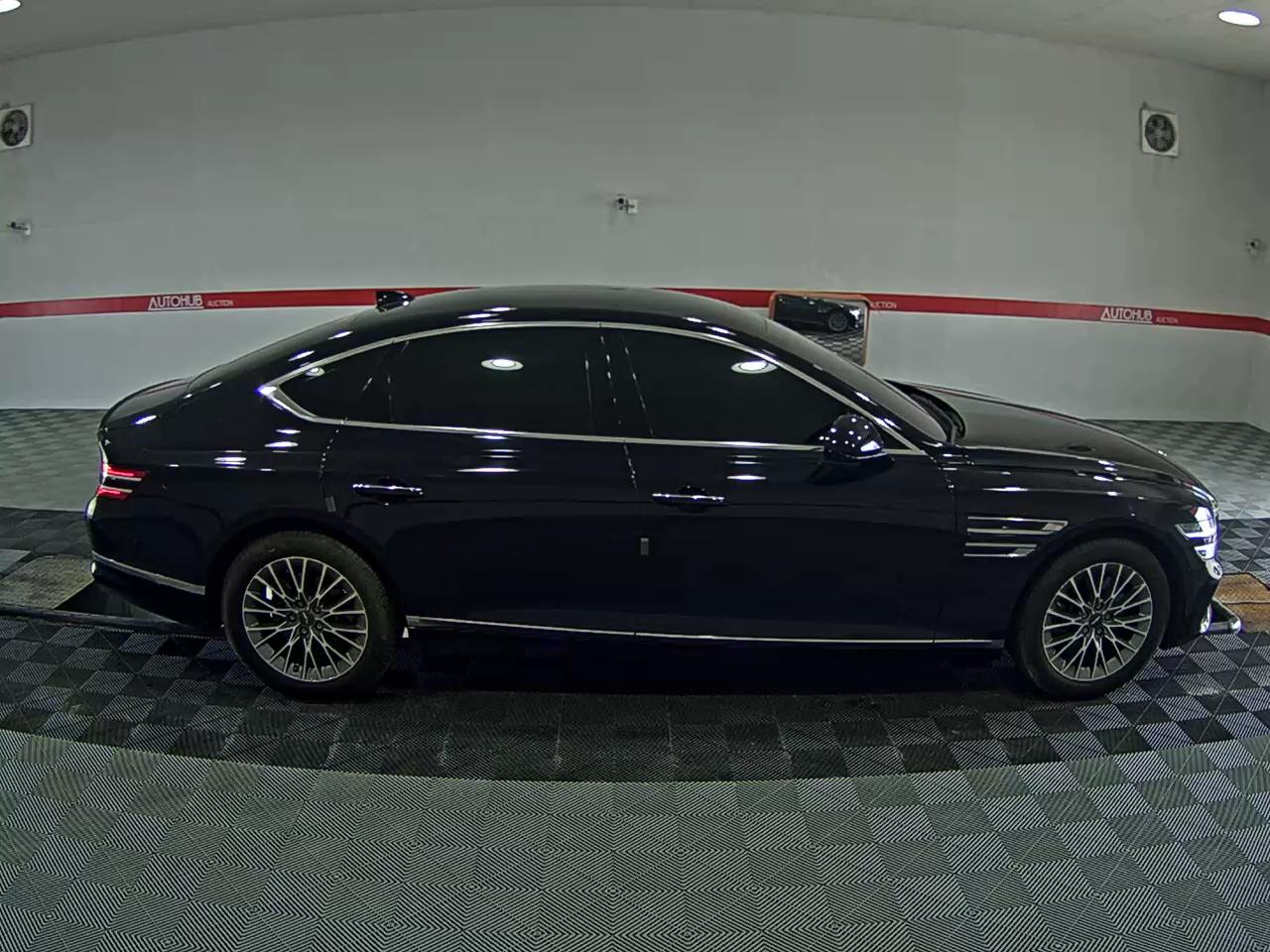 2021 - genesis g80