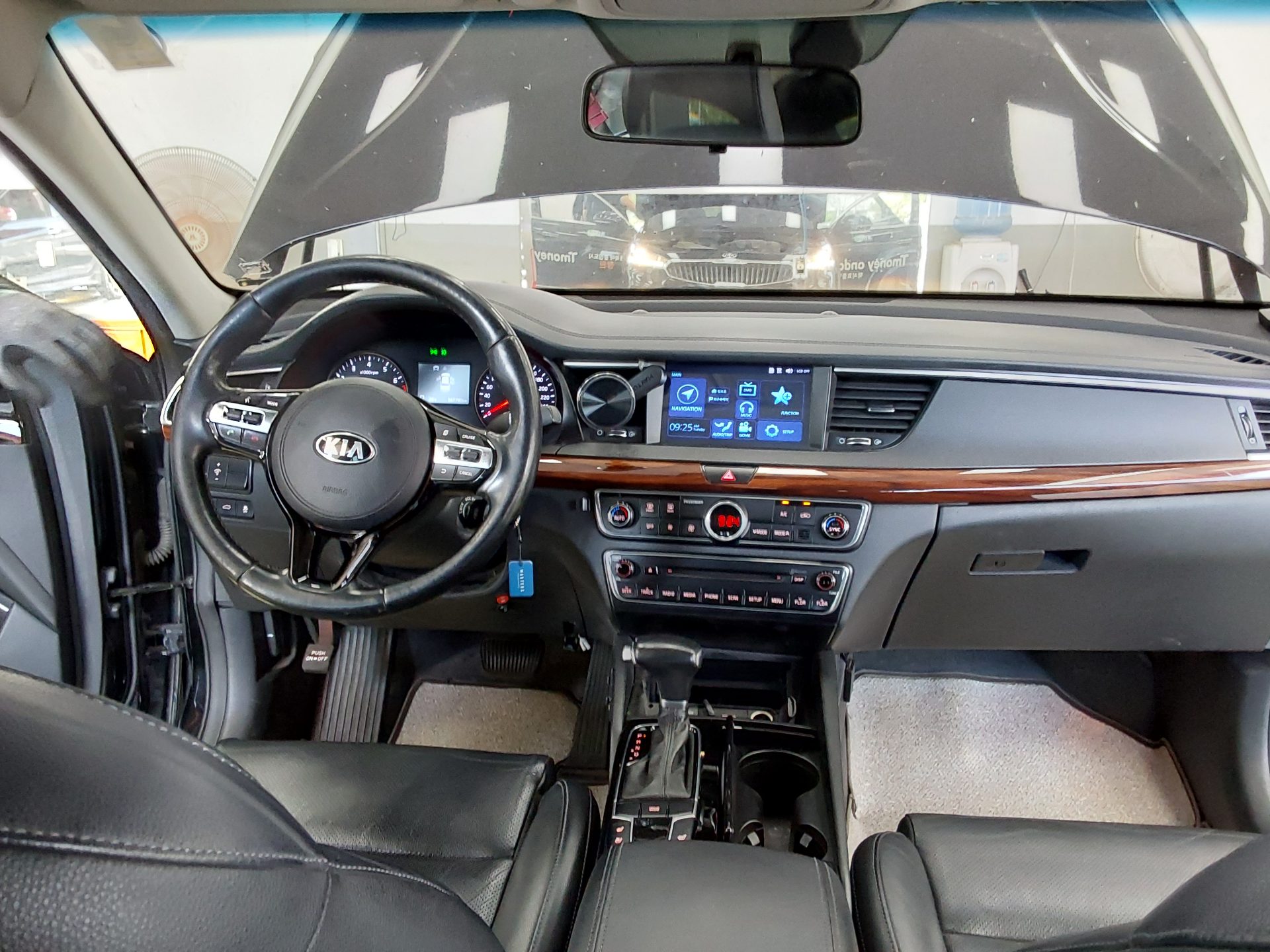 2016 - kia k7