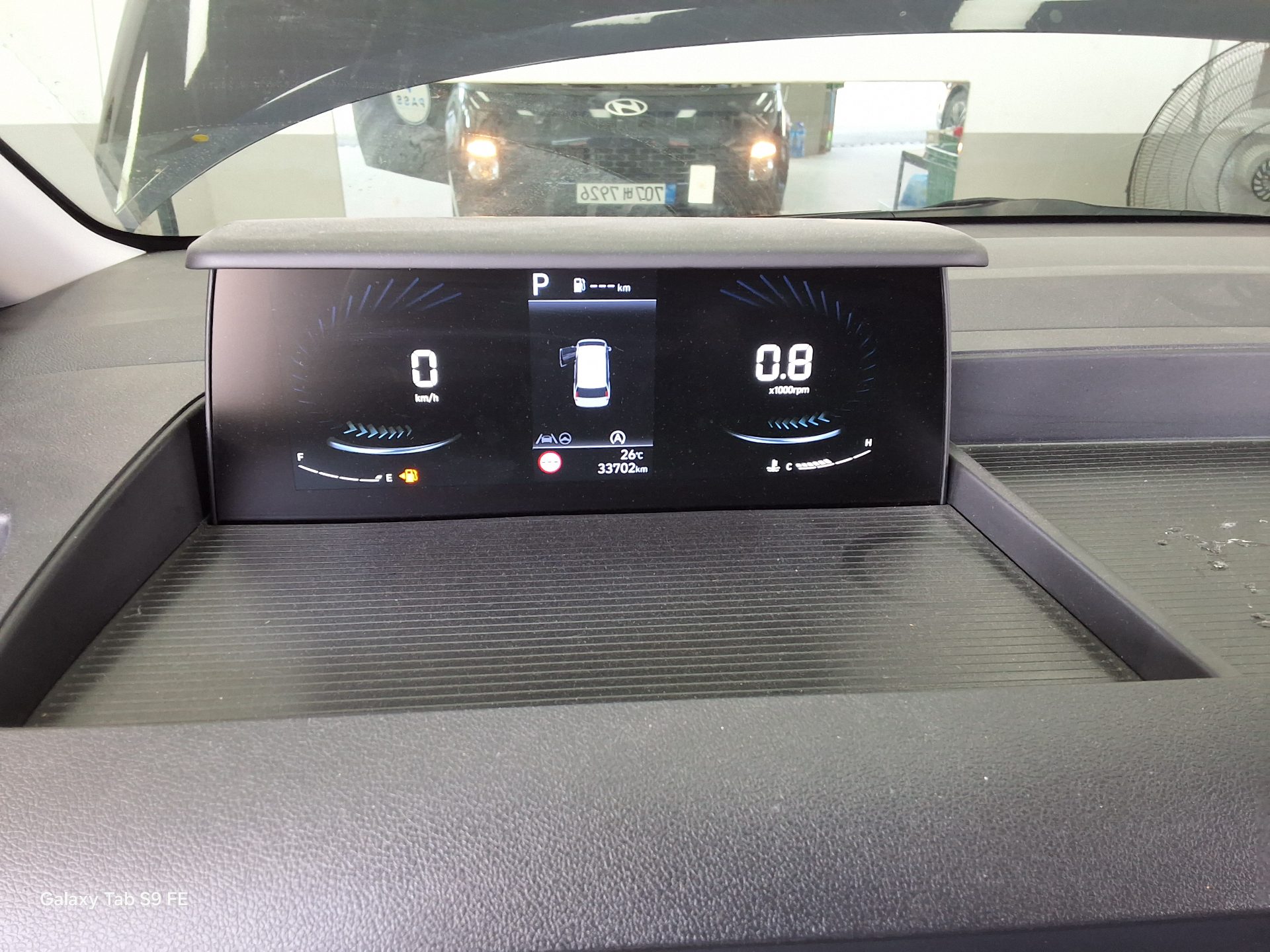 2025 - hyundai staria