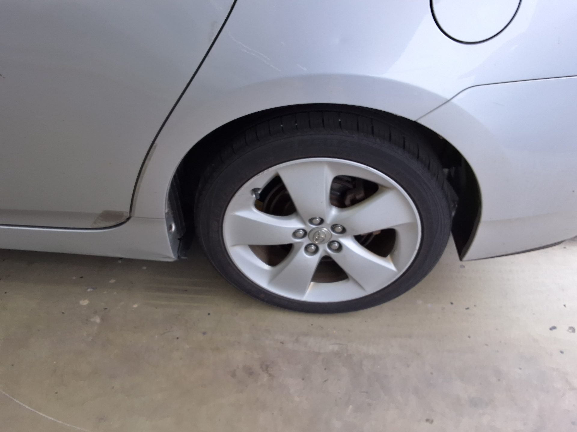 2011 - toyota prius