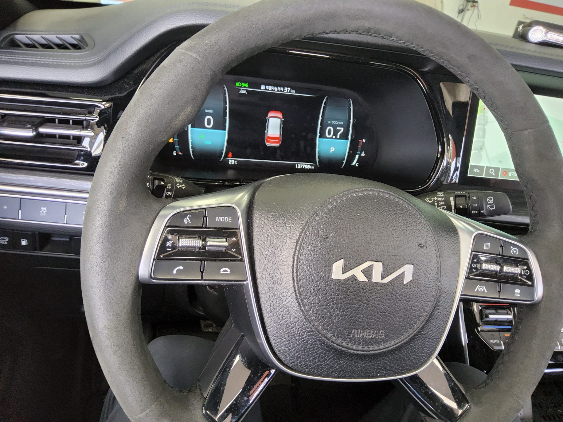 2022 - kia mohave
