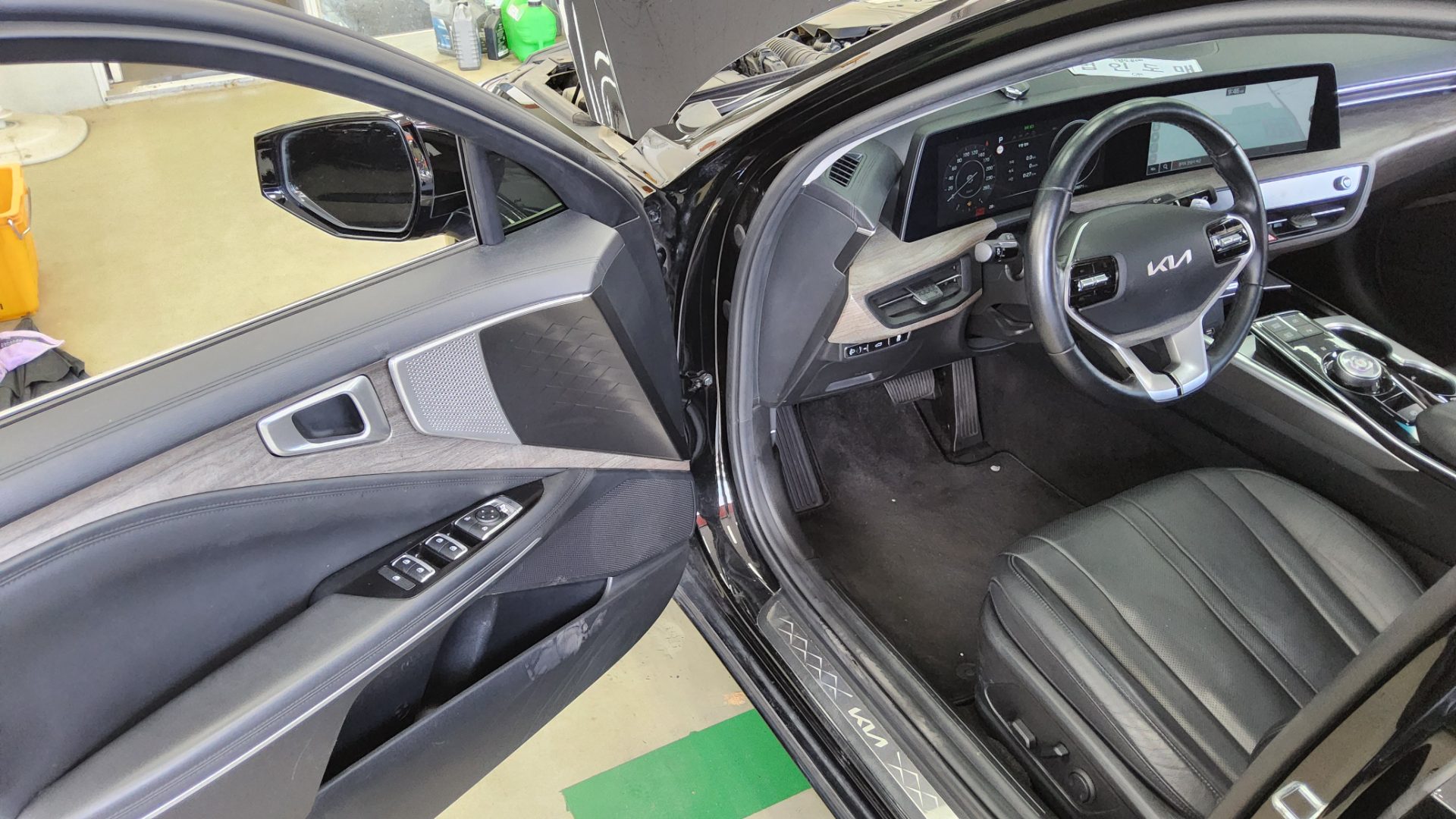 2024 - kia k8