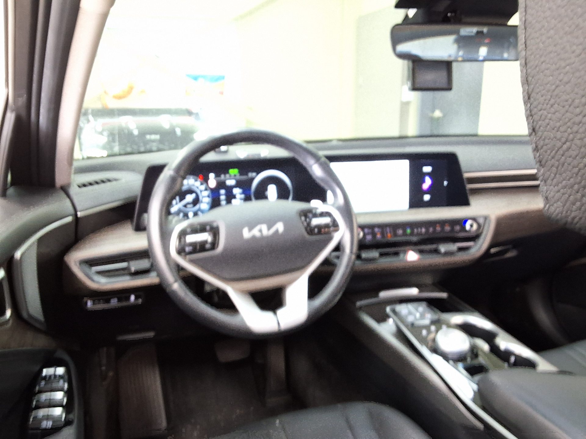 2024 - kia k8