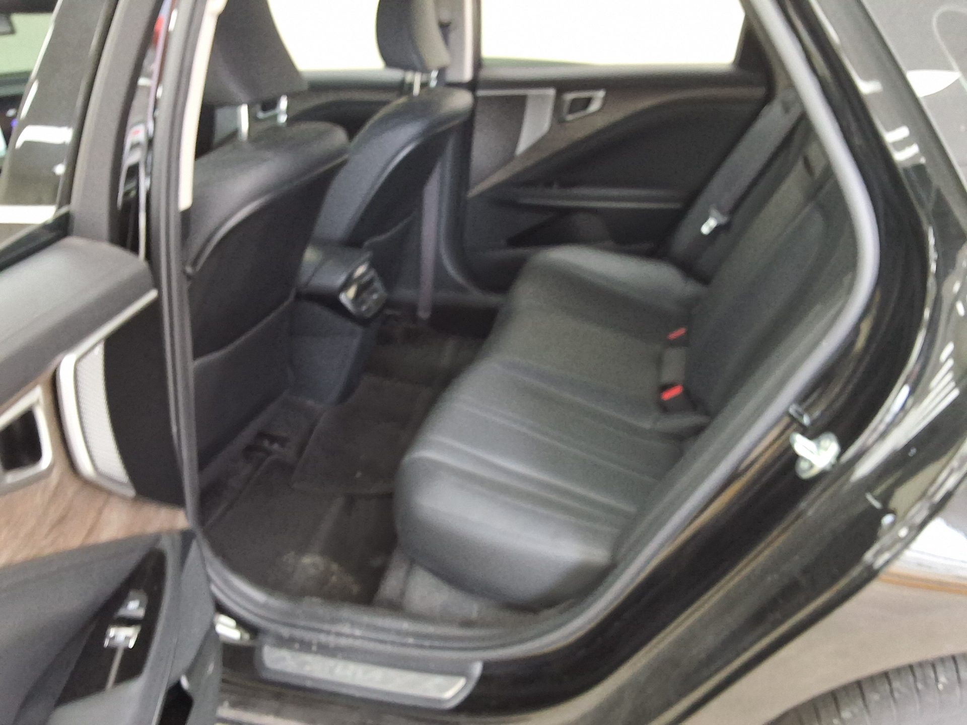 2024 - kia k8