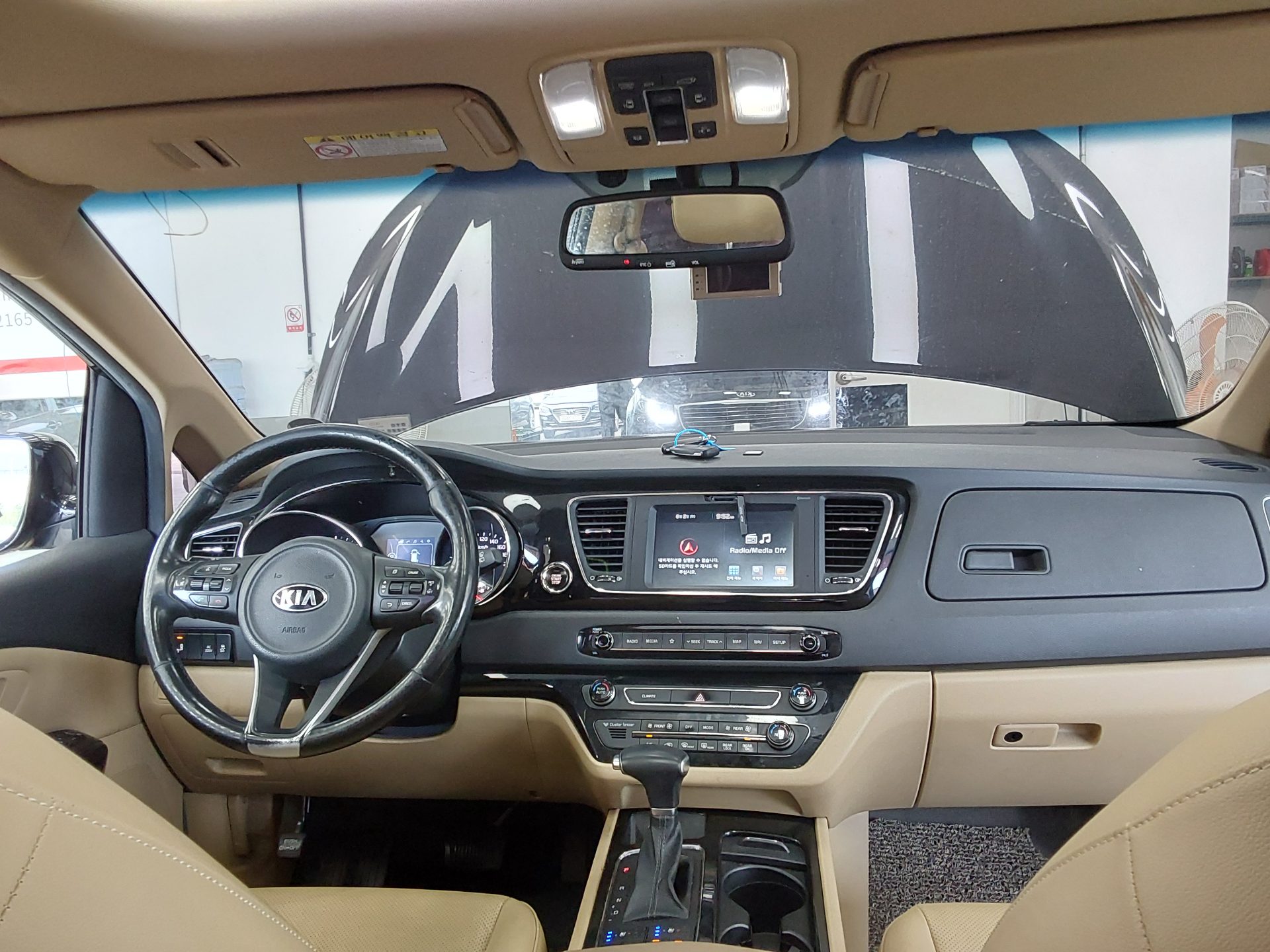 2018 - kia carnival