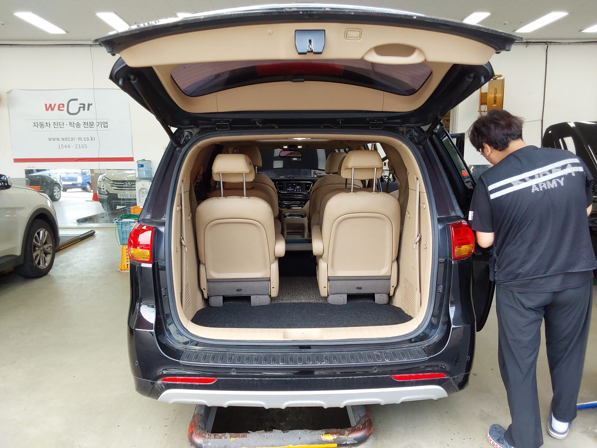 2018 - kia carnival