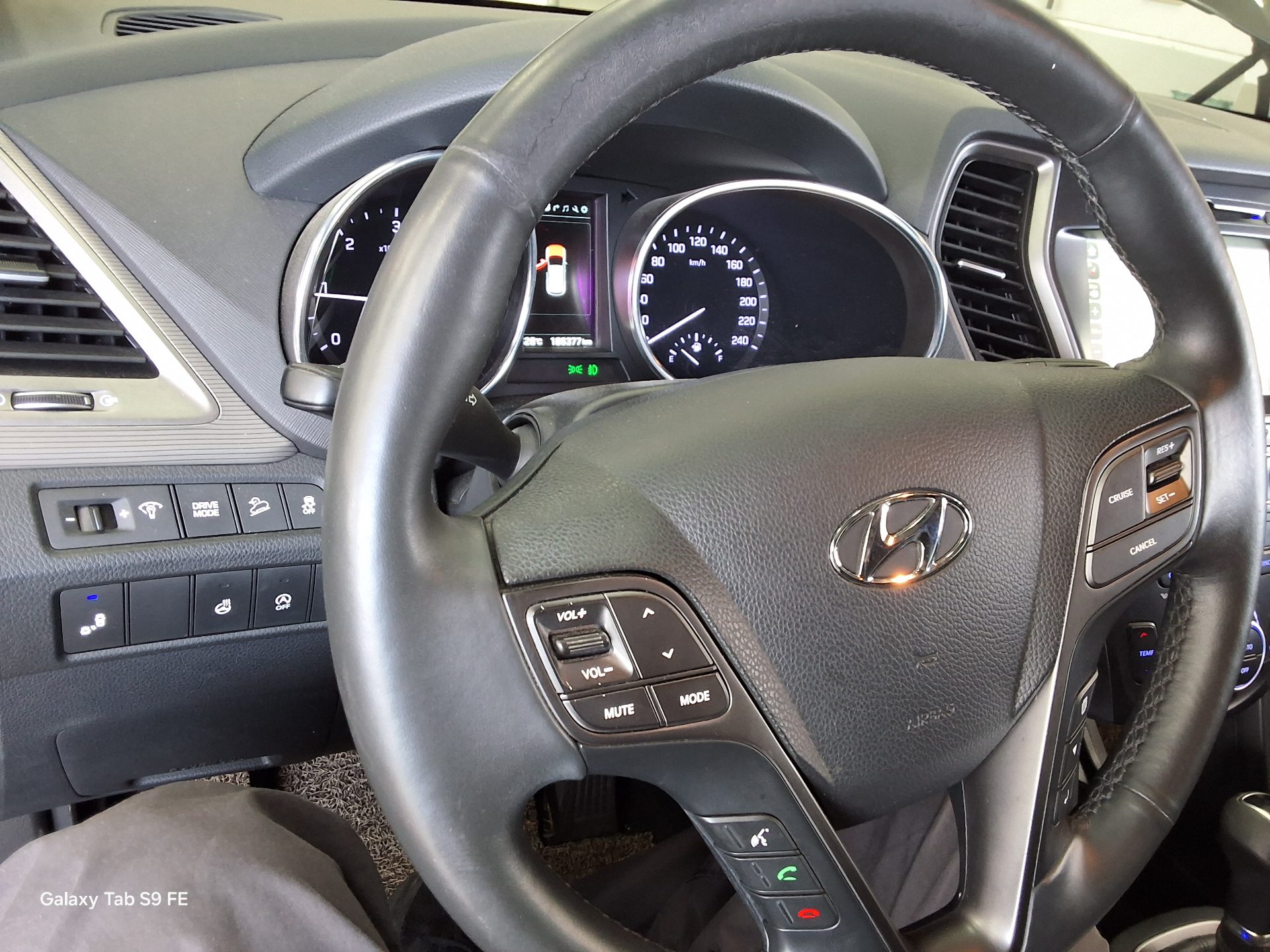 2017 - hyundai maxcruz