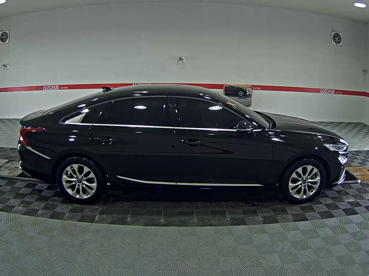 2024 - kia k8