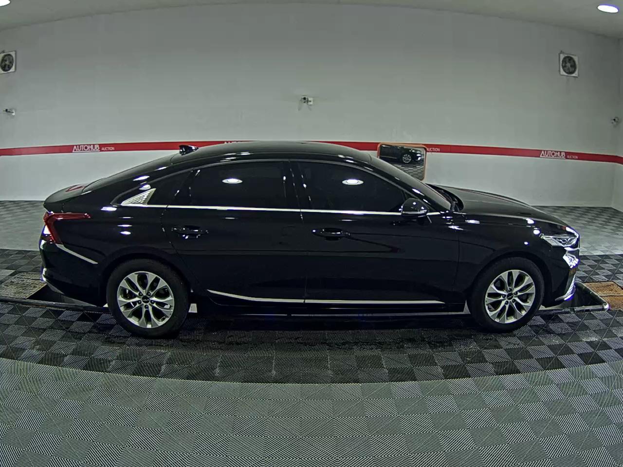 2024 - kia k8