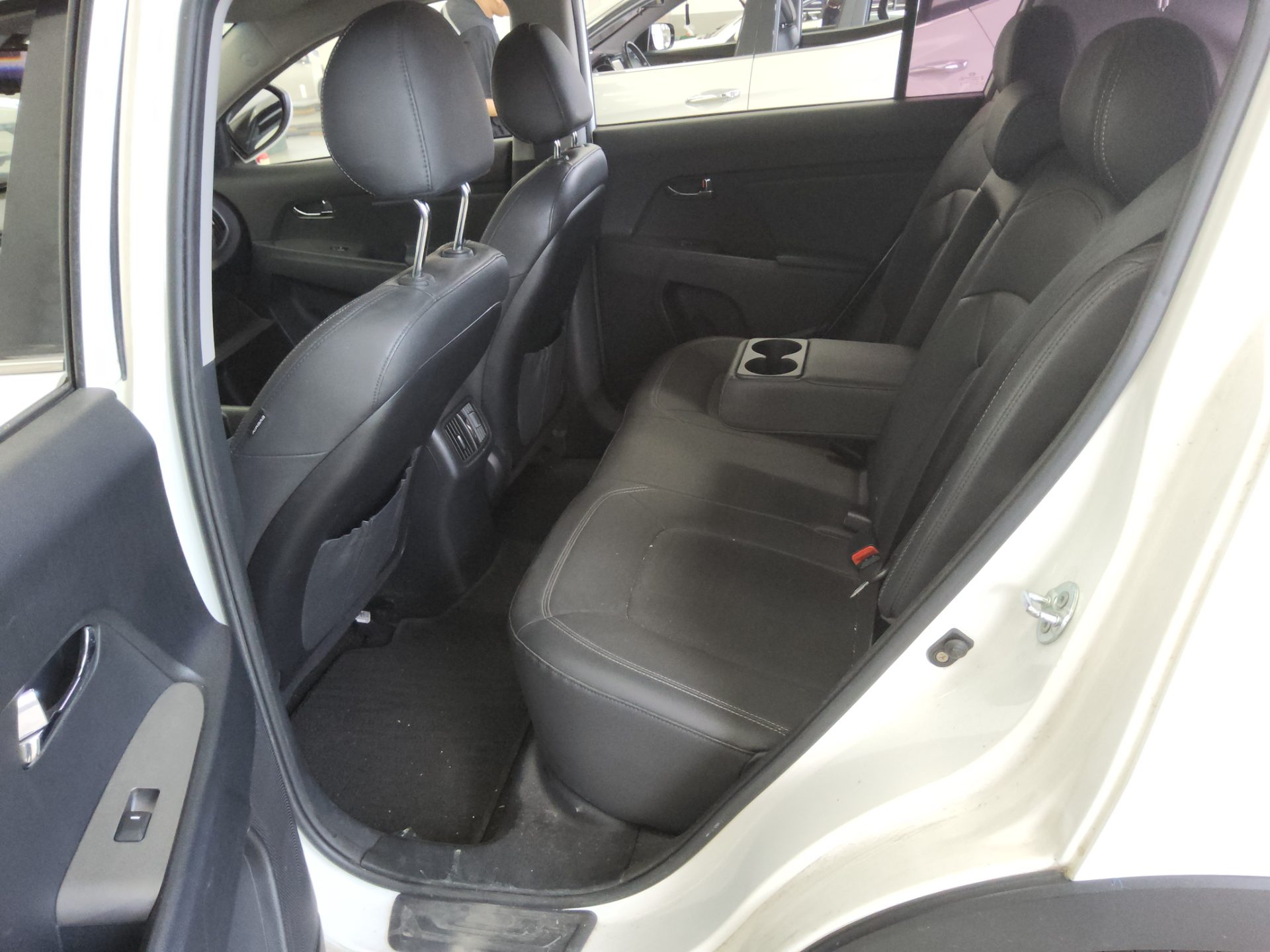 2016 - kia sportage