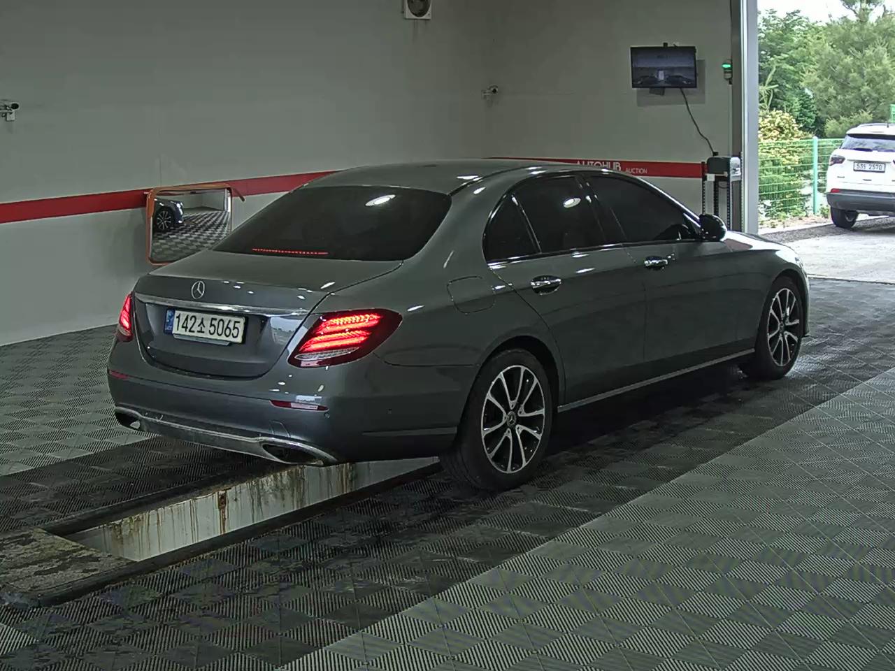 2020 - mercedes-benz e250