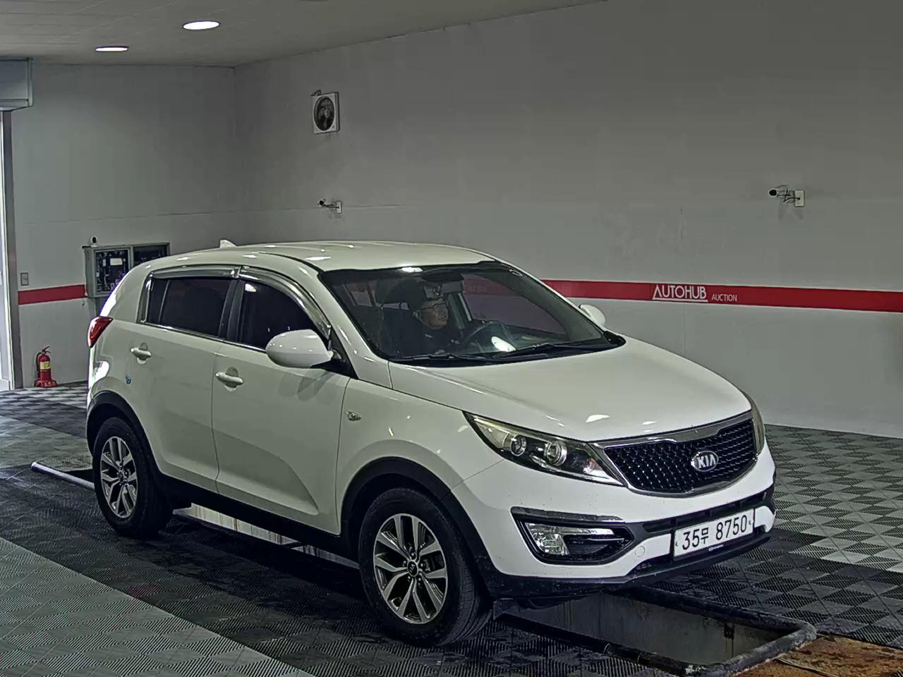 2016 - kia sportage