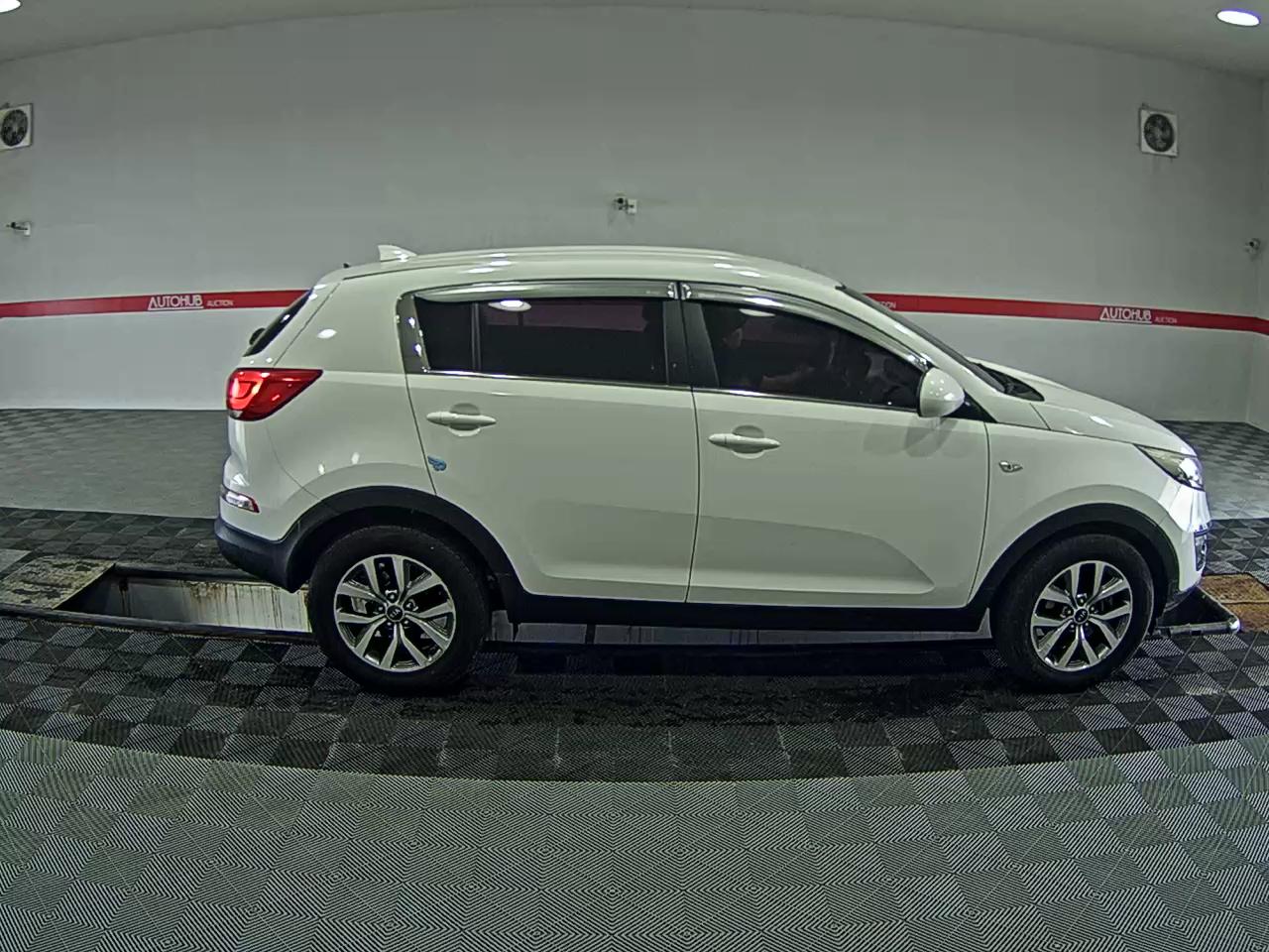 2016 - kia sportage