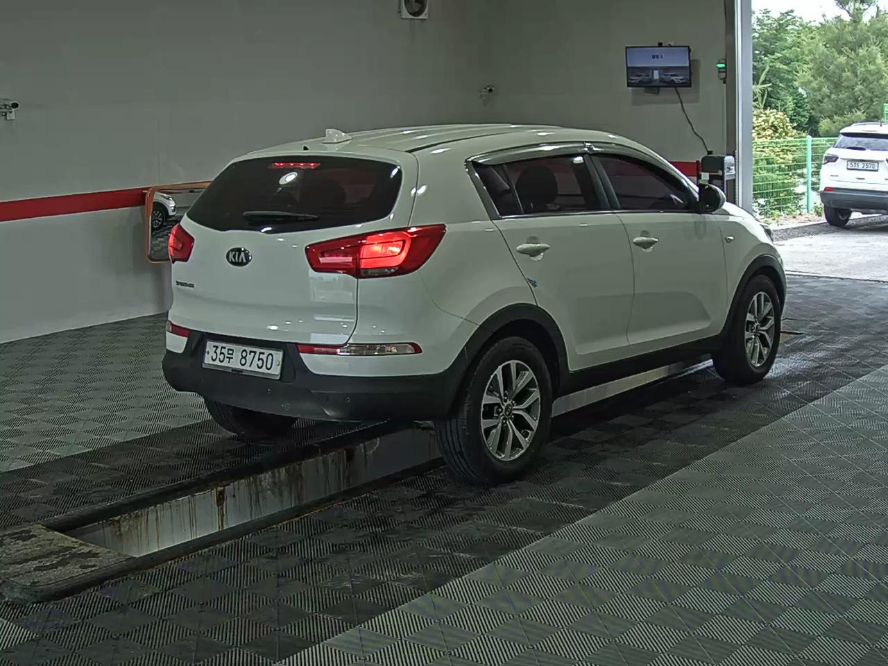 2016 - kia sportage