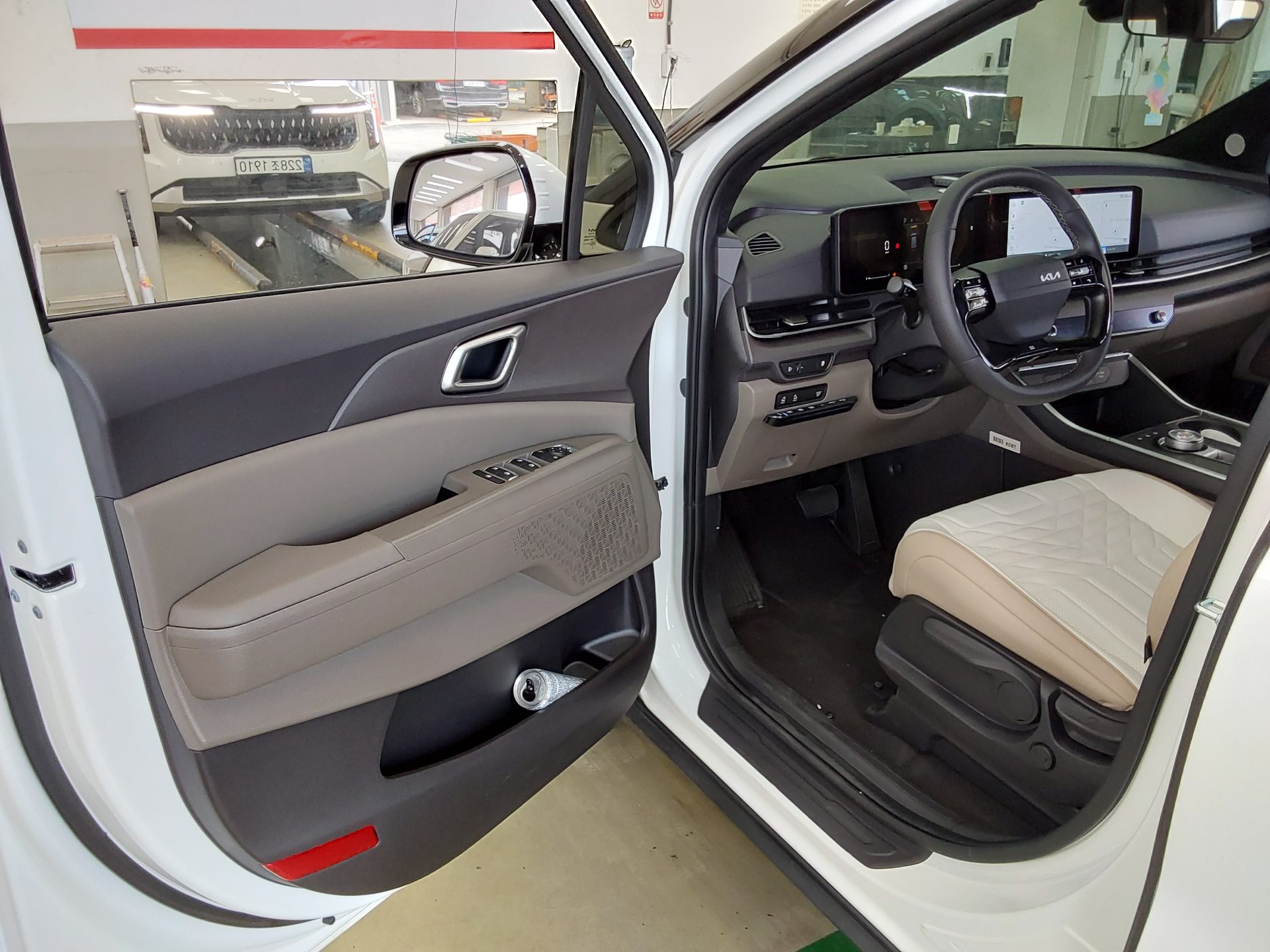2025 - kia carnival