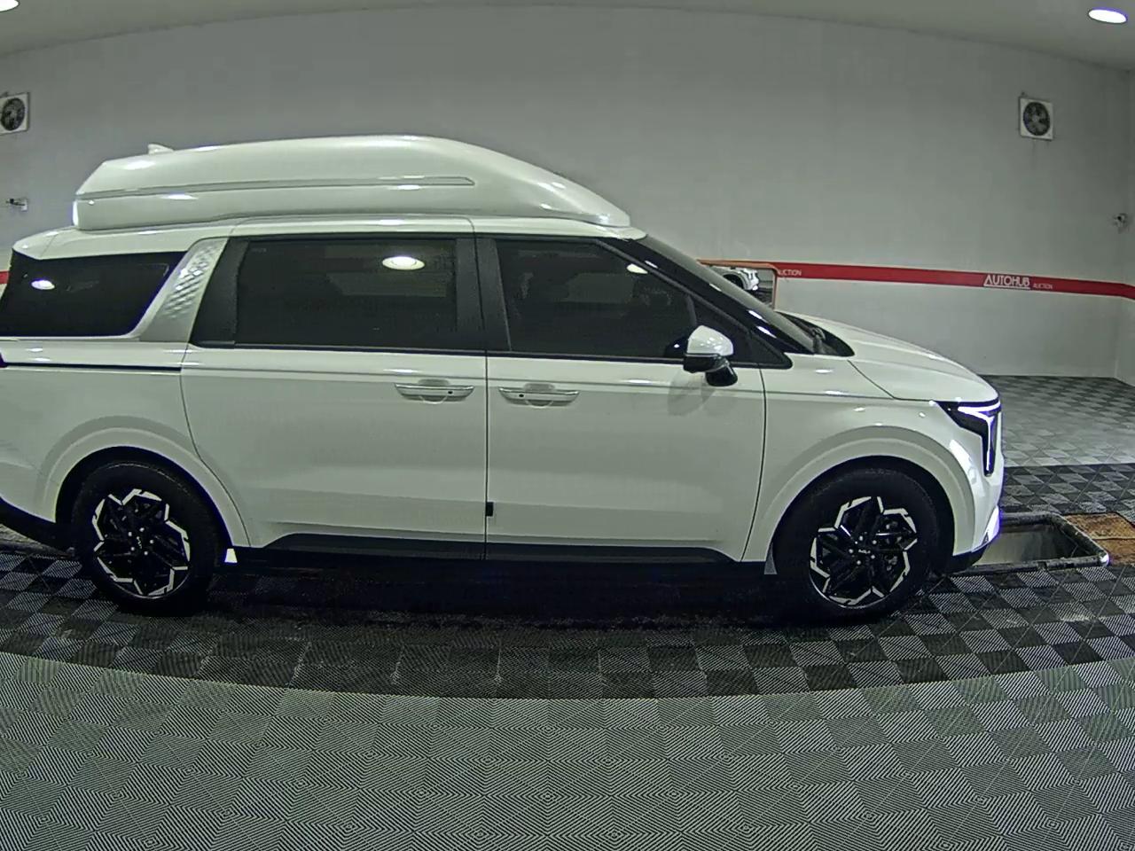 2025 - kia carnival