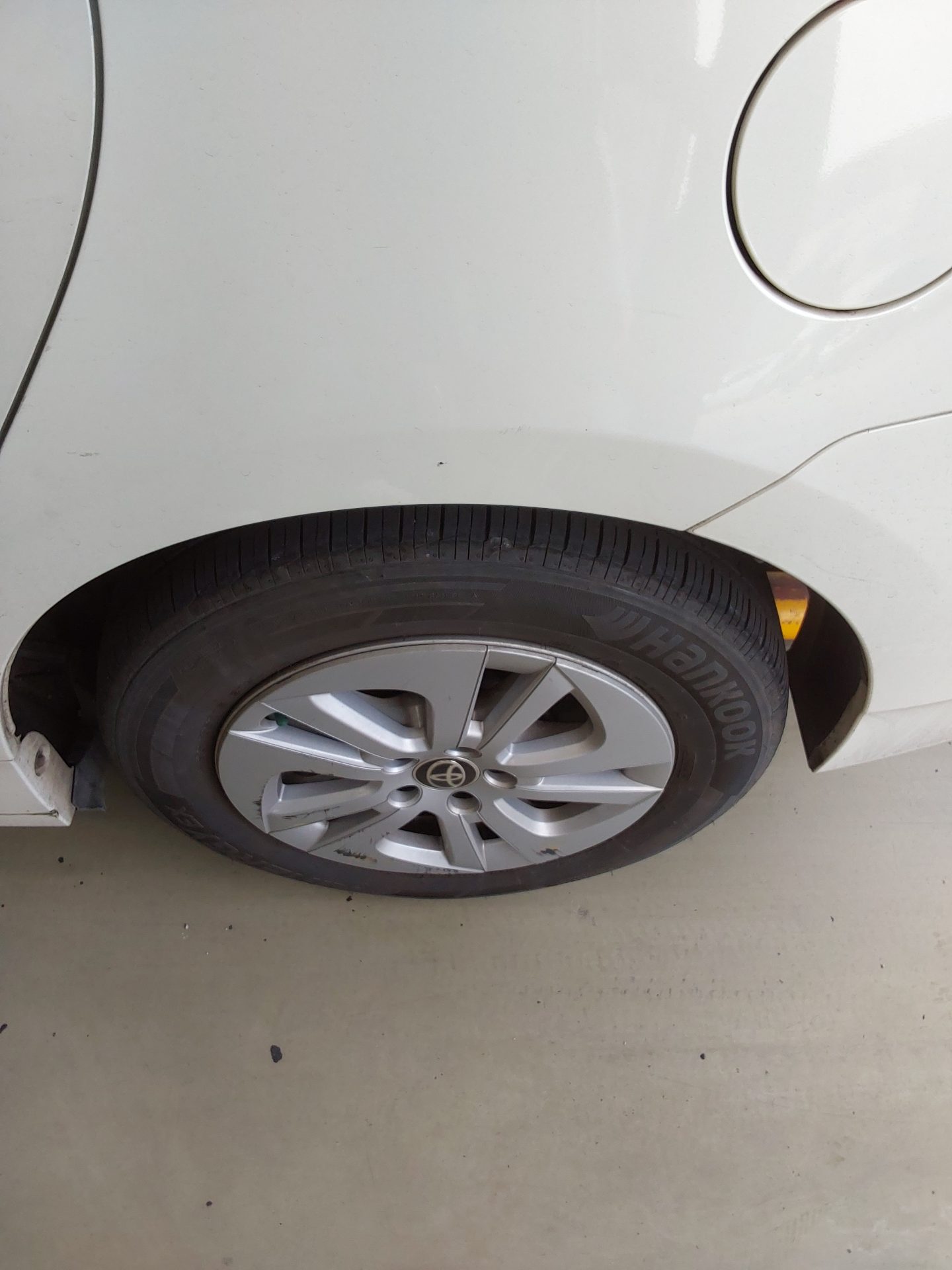 2014 - toyota prius