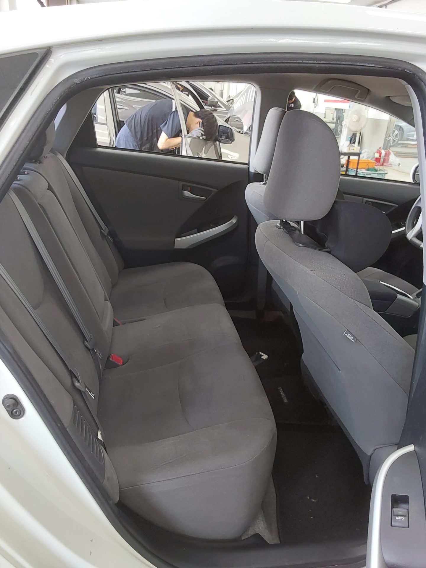 2014 - toyota prius