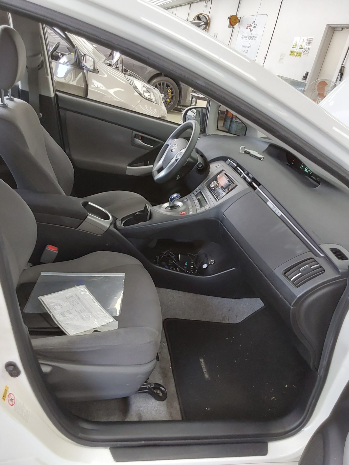 2014 - toyota prius