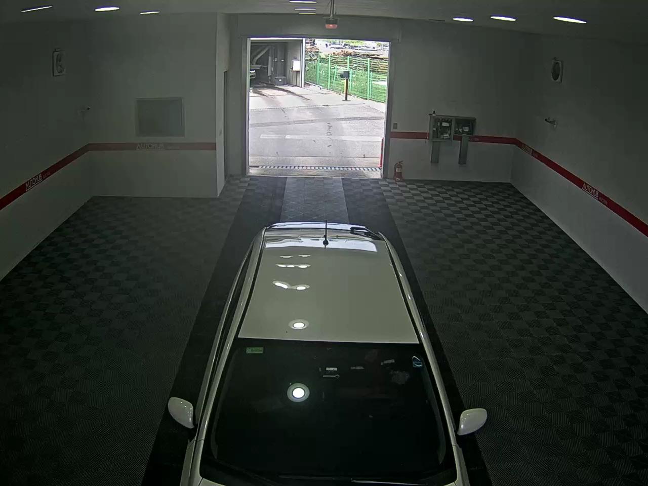 2014 - toyota prius