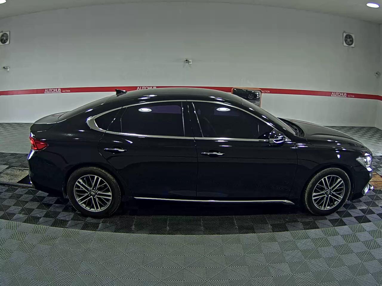 2018 - hyundai grandeur