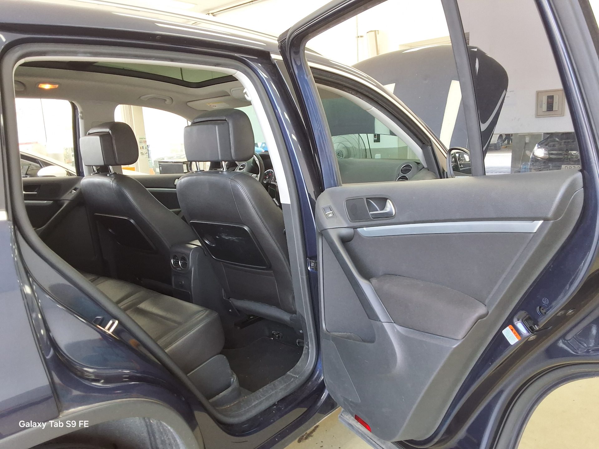 2016 - volkswagen tiguan
