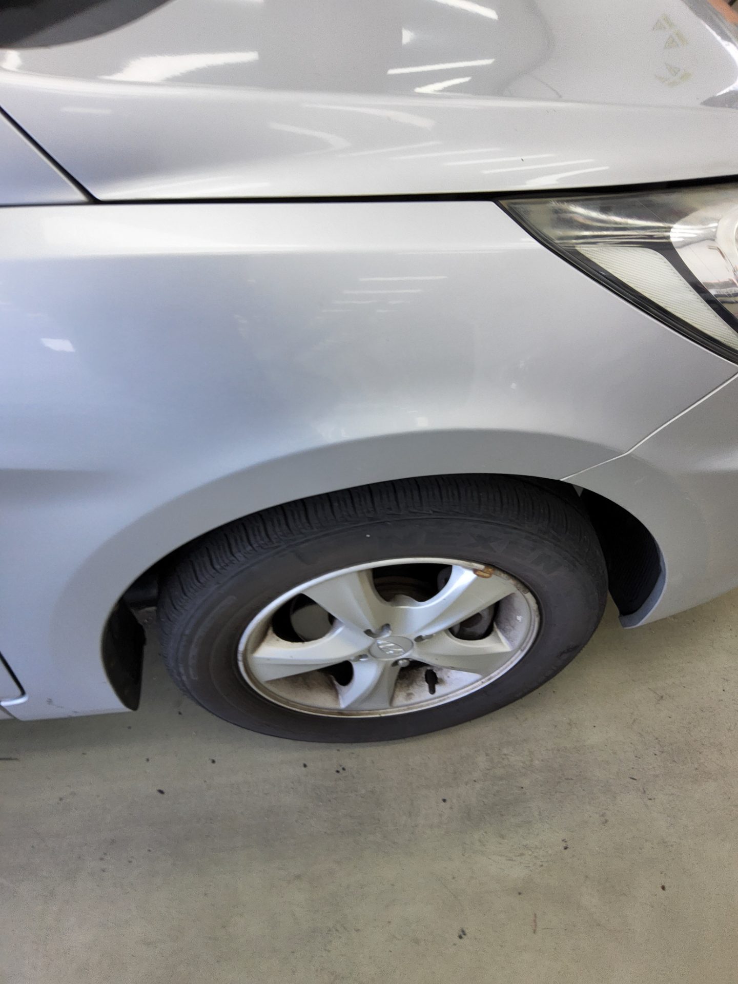 2011 - hyundai accent